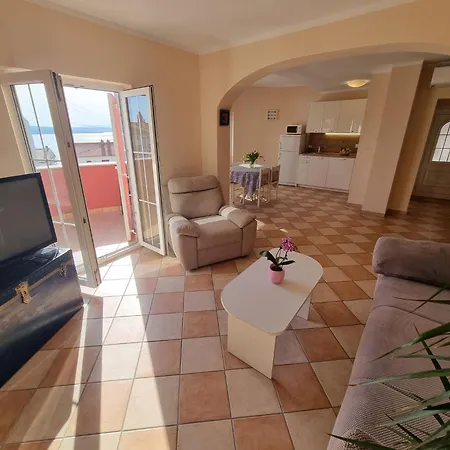 Appartement In Mit Balkon By Interhome