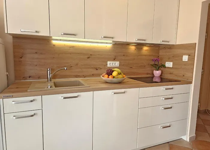 In Mit Balkon By Interhome Διαμέρισμα Crikvenica