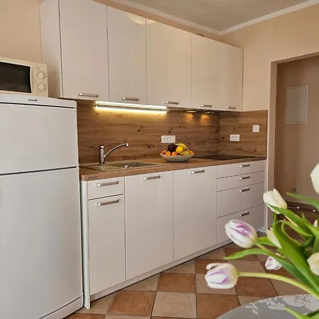 Apartamento In Mit Balkon By Interhome Crikvenica