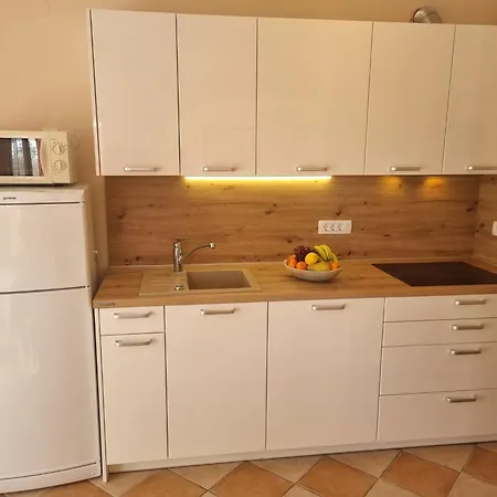 Apartamento In Mit Balkon By Interhome Crikvenica