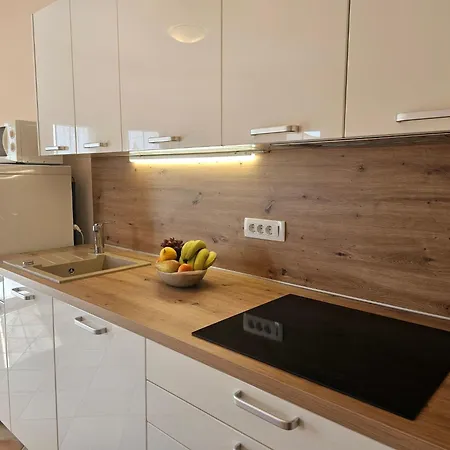 In Mit Balkon By Interhome Apartamento Crikvenica