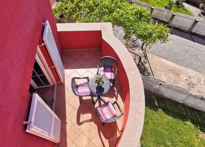 In Mit Balkon By Interhome 아파트